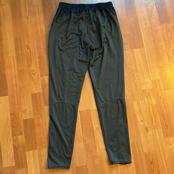 NWT Nike Women's Academy Pro Knit Pant Anthracite/Obsidian - Small - Picture 6 of 6
